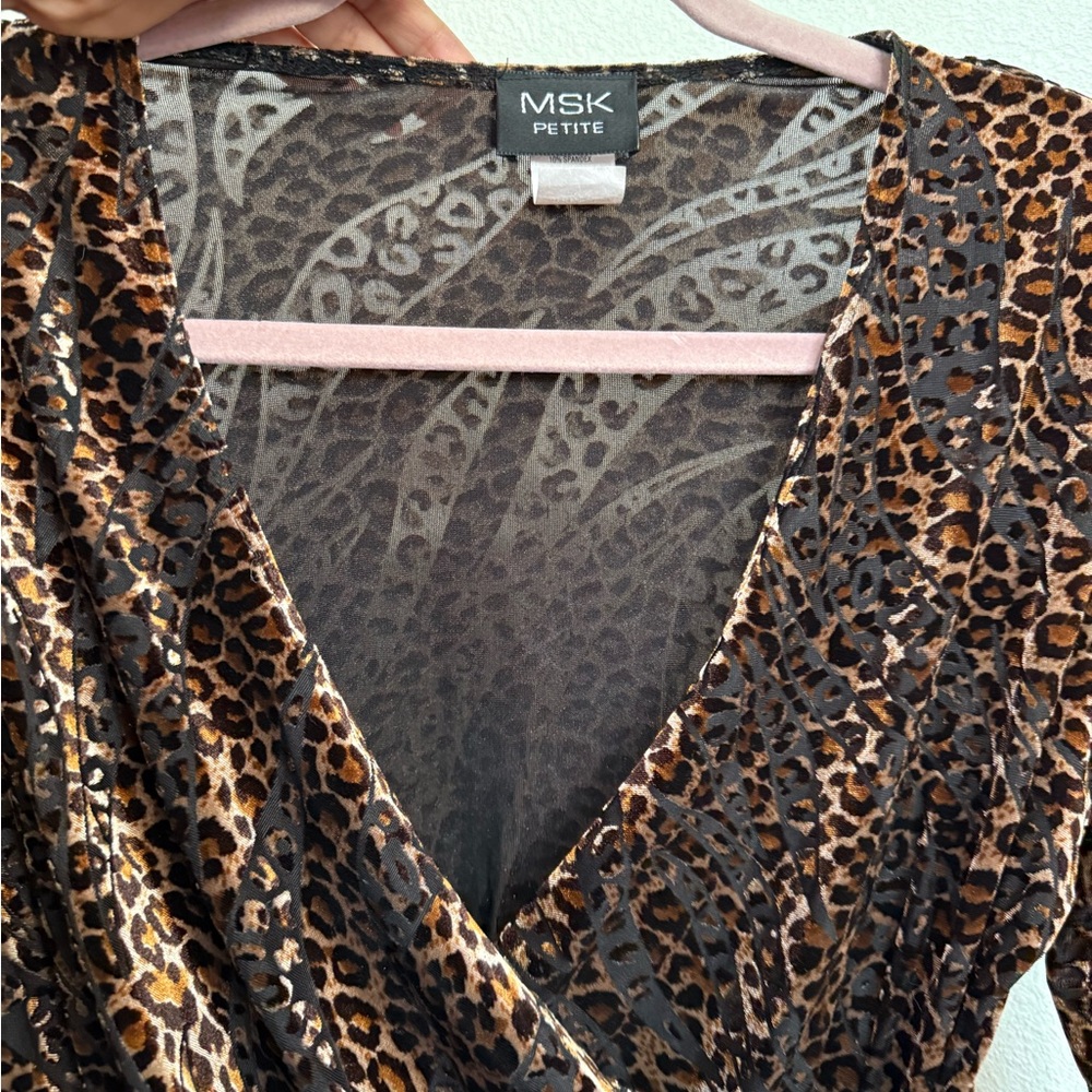 MSK Leopard Print Crossover Blouse Size Medium Petite - Picture 4 of 6